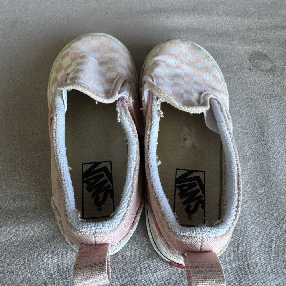 Size 9.5c - Vans Slip-ON V (Checkerboard) Powder Pink/True White Toddler